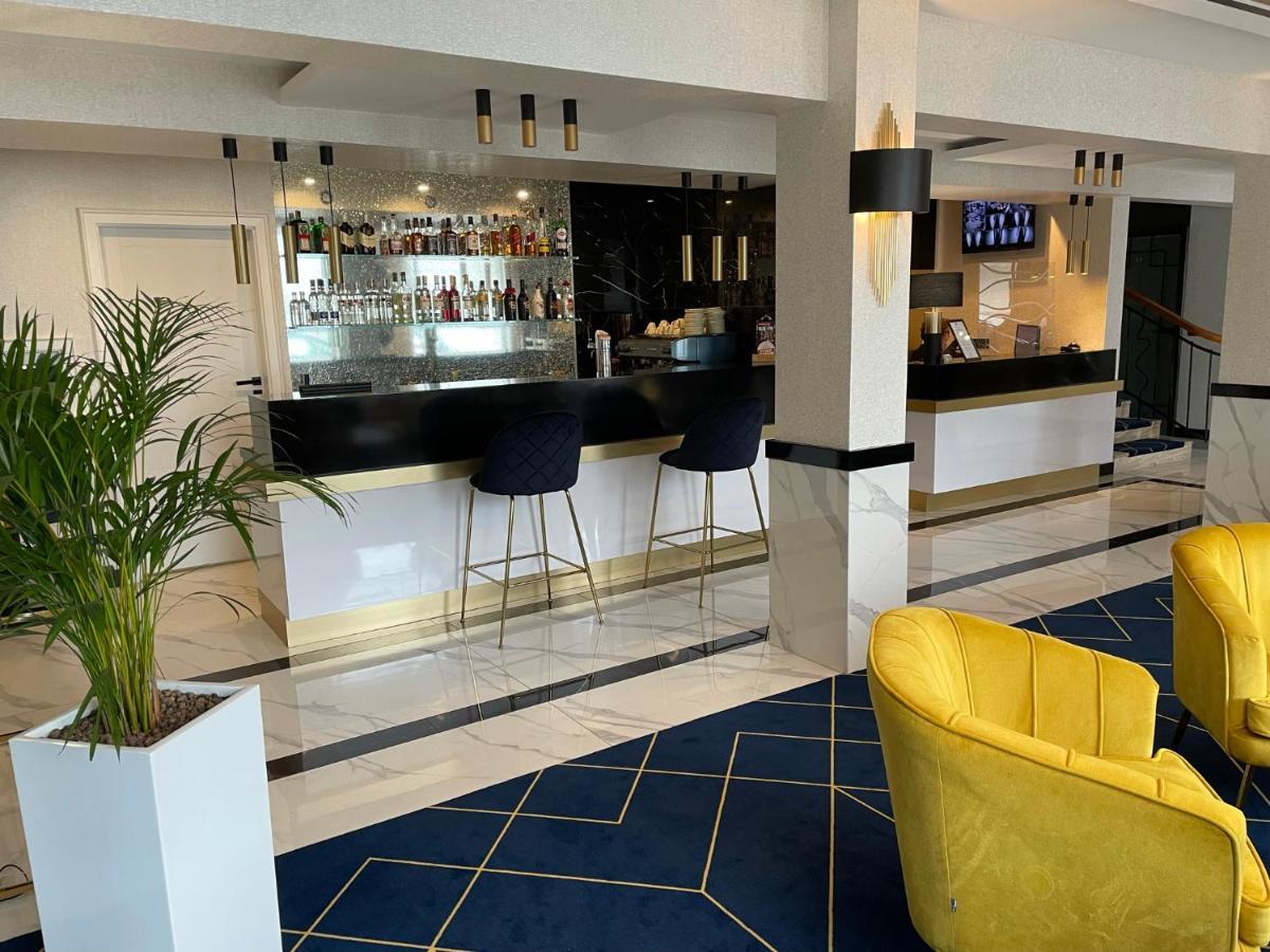Hotel Daria Tychy Buitenkant foto