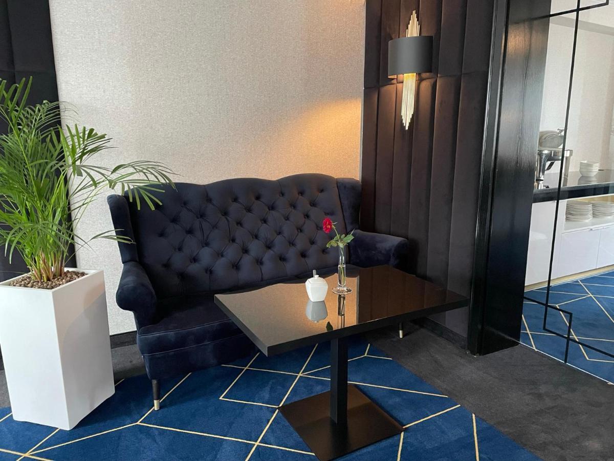 Hotel Daria Tychy Buitenkant foto