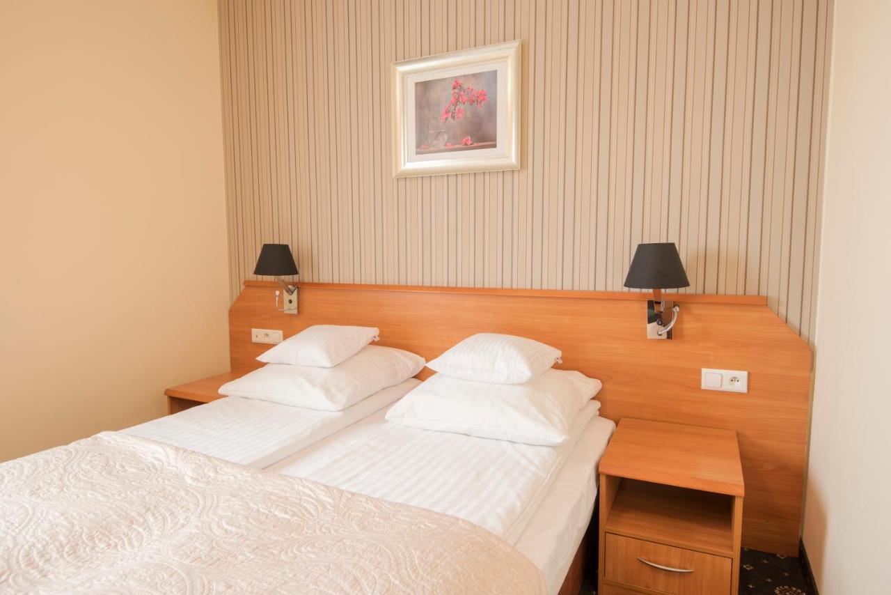 Hotel Daria Tychy Buitenkant foto