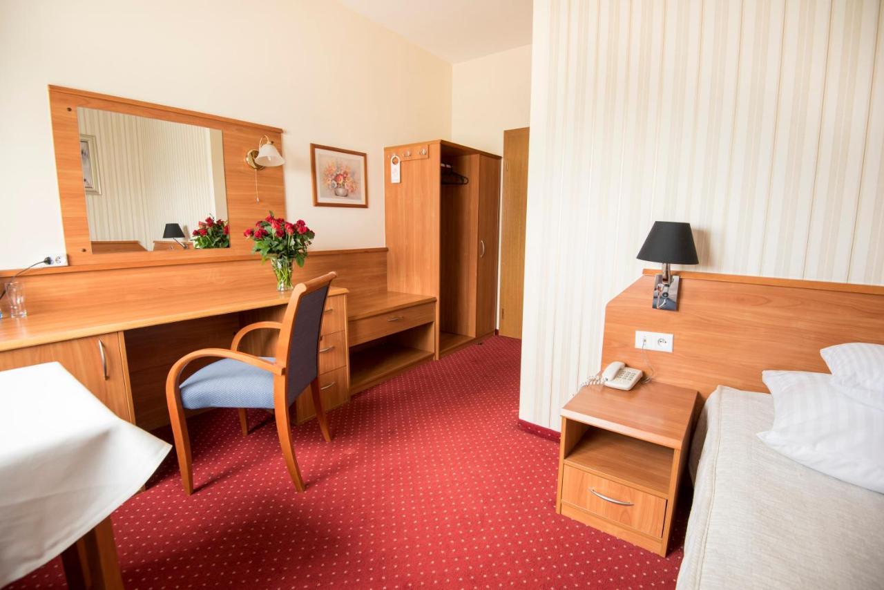 Hotel Daria Tychy Buitenkant foto