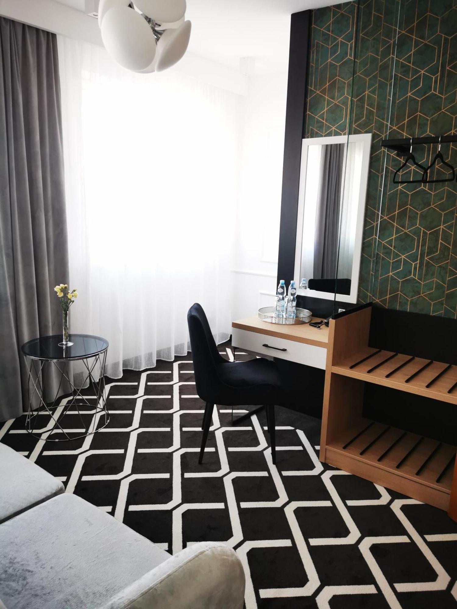 Hotel Daria Tychy Buitenkant foto