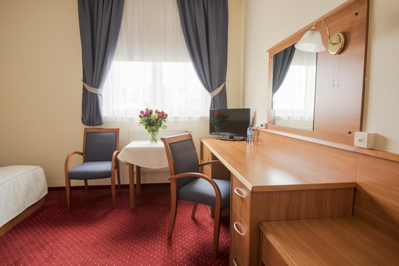 Hotel Daria Tychy Buitenkant foto