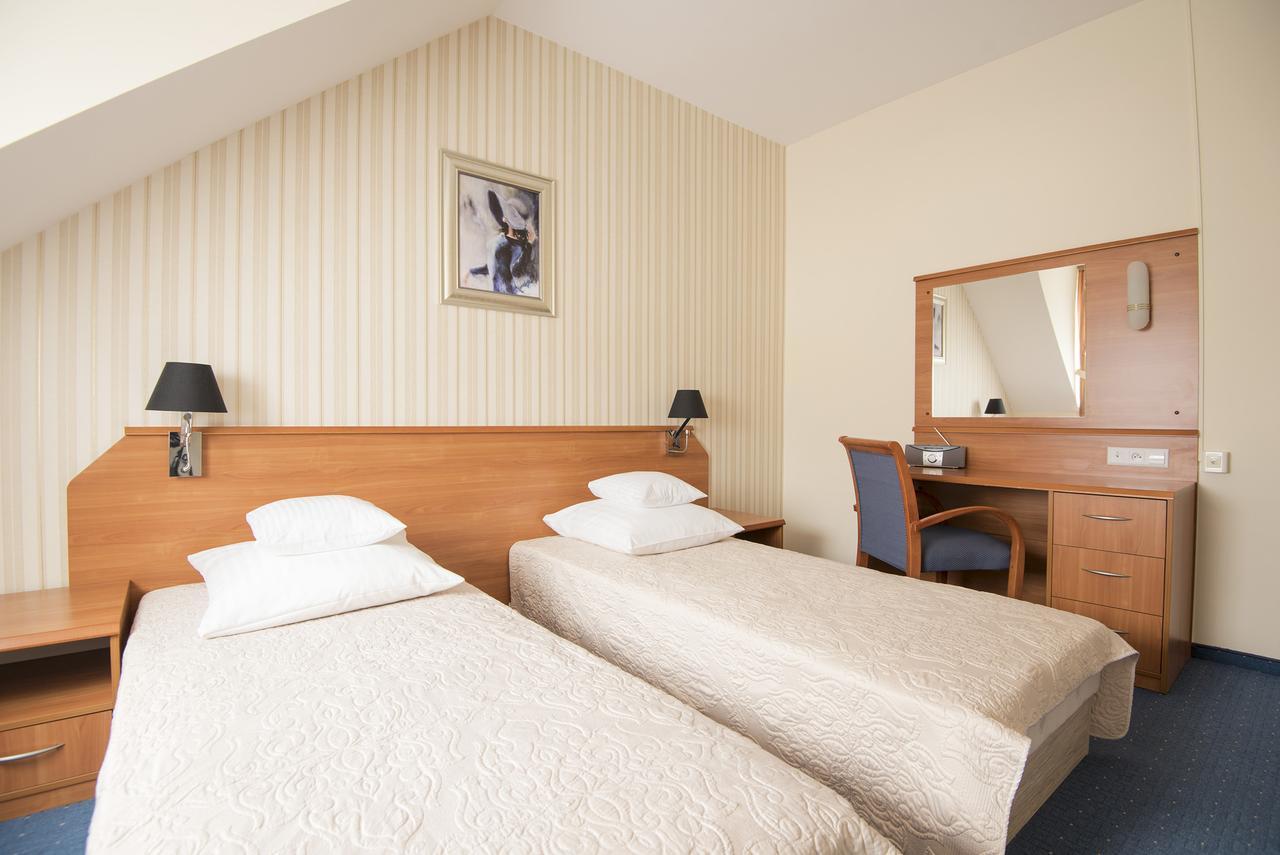 Hotel Daria Tychy Buitenkant foto
